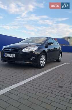 Хэтчбек Ford Focus 2014 в 