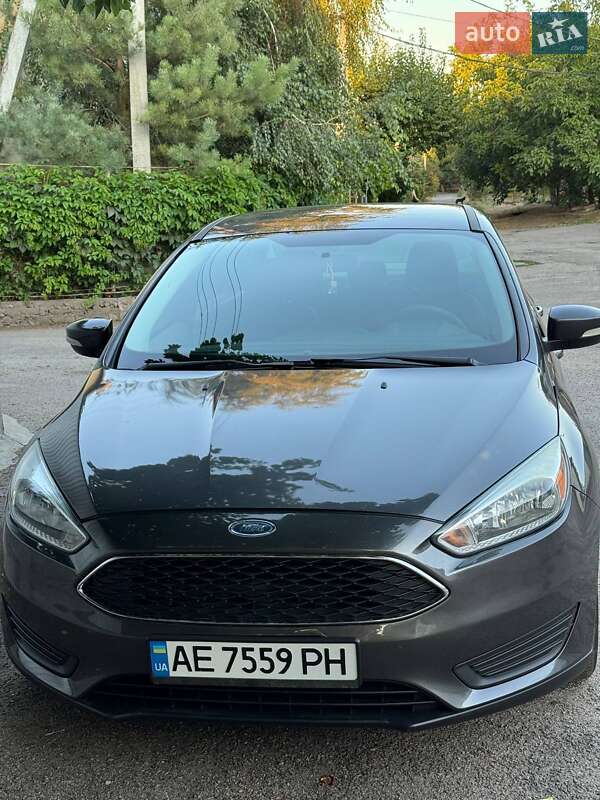 Седан Ford Focus 2015 в Никополе