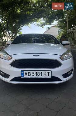 Седан Ford Focus 2016 в 