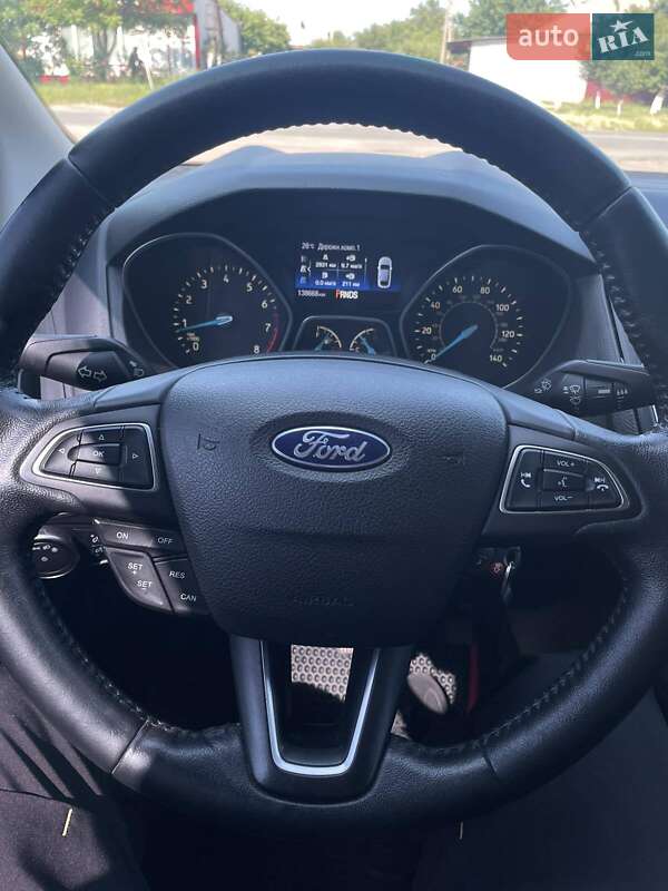 Седан Ford Focus 2016 в Бершади фото 11 Седан Ford Focus 2016 в Бершади