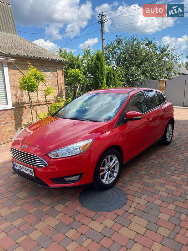 Хэтчбек Ford Focus 2016 в 