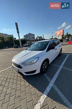 Седан Ford Focus 2016 в 