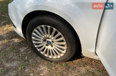 Универсал Ford Focus 2010 в 
