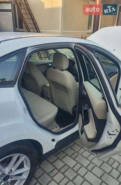 Седан Ford Focus 2018 в 