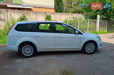 Универсал Ford Focus 2010 в 