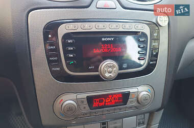 Универсал Ford Focus 2010 в 