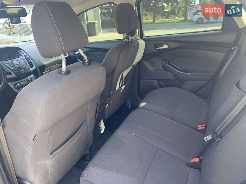 Хэтчбек Ford Focus 2013 в Стрые