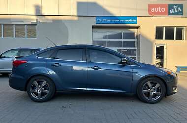 Седан Ford Focus 2018 в 