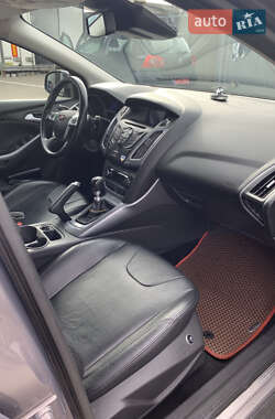 Универсал Ford Focus 2012 в 