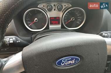 Универсал Ford Focus 2010 в 