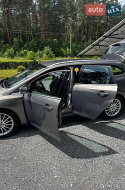 Универсал Ford Focus 2013 в 