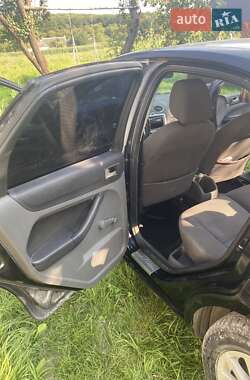 Хэтчбек Ford Focus 2007 в 