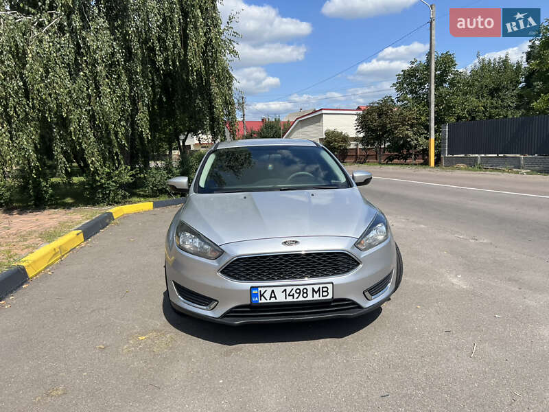 Седан Ford Focus 2015 в Киеве