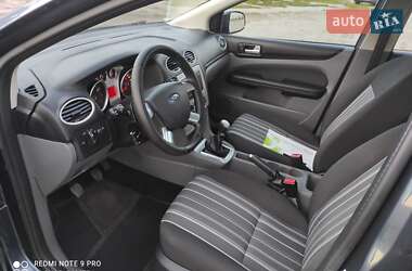 Универсал Ford Focus 2010 в 