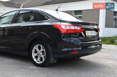 Седан Ford Focus 2011 в 