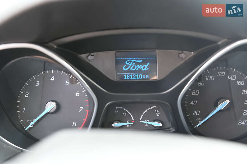 Седан Ford Focus 2011 в Чемеровцах
