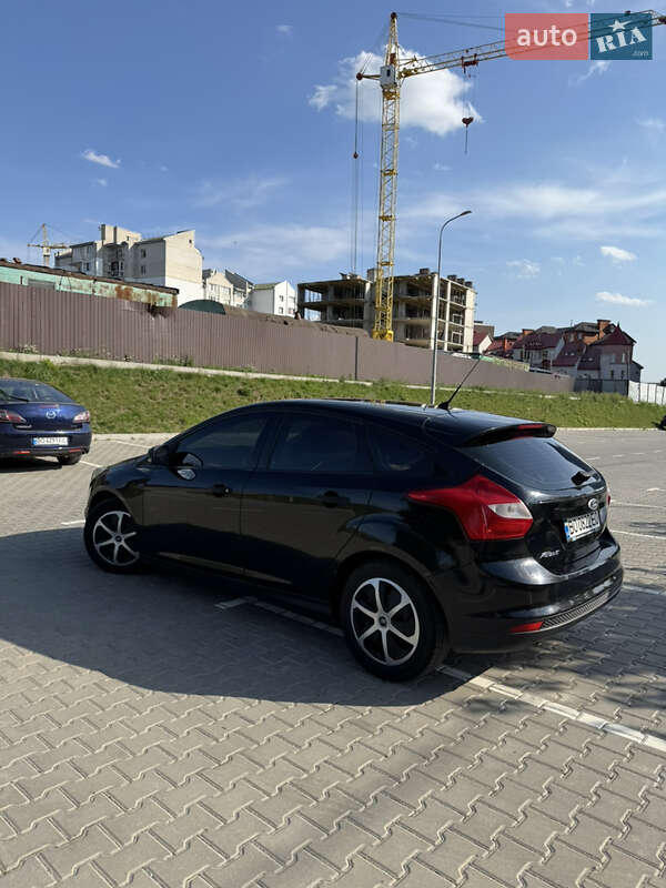 Хэтчбек Ford Focus 2012 в Тернополе