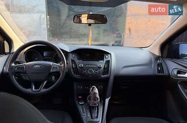 Седан Ford Focus 2016 в 
