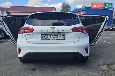 Хэтчбек Ford Focus 2019 в 