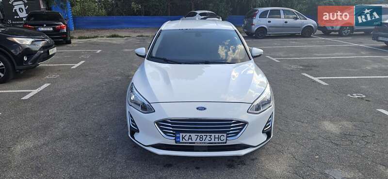 Хэтчбек Ford Focus 2019 в Софиевской Борщаговке