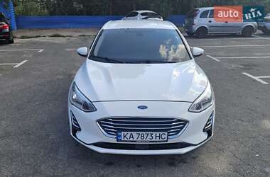 Хэтчбек Ford Focus 2019 в 