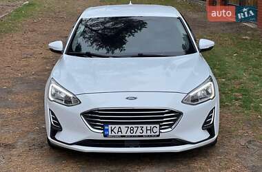 Хэтчбек Ford Focus 2019 в 