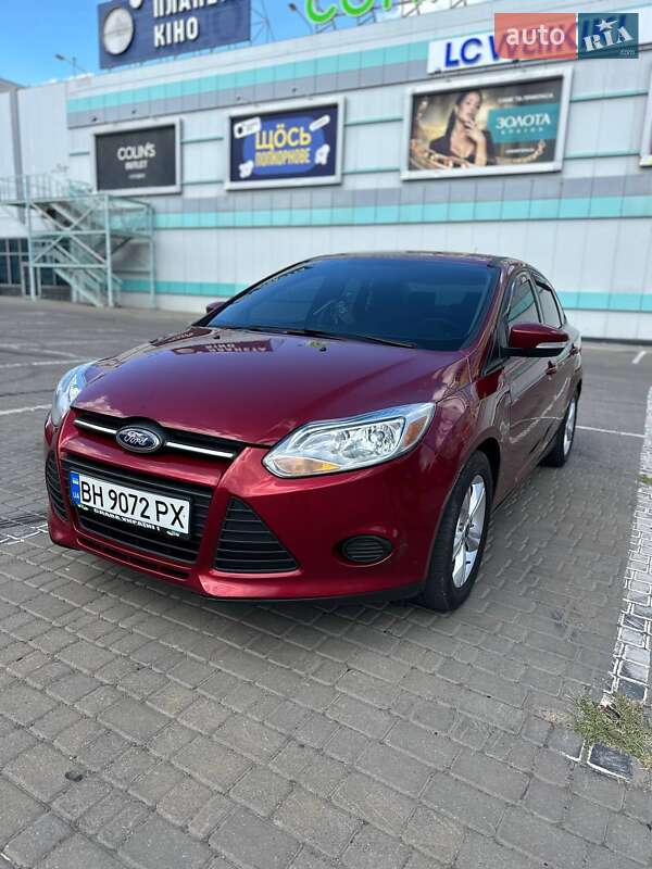 Седан Ford Focus 2012 в 