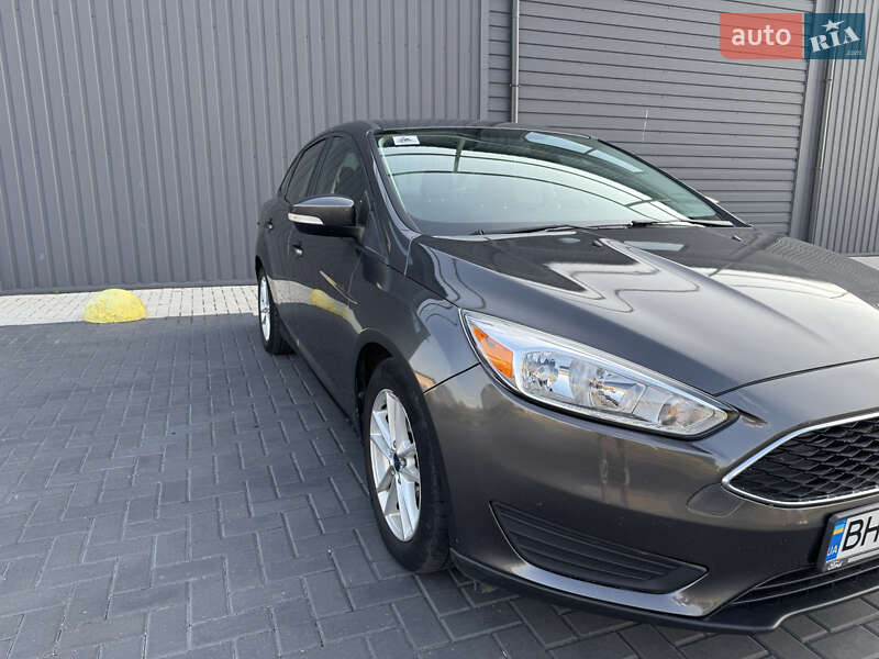Седан Ford Focus 2015 в Кропивницком