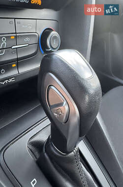 Седан Ford Focus 2015 в 