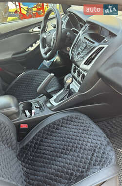 Седан Ford Focus 2014 в 