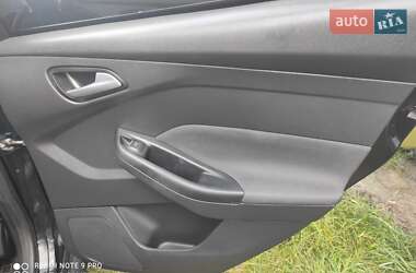 Универсал Ford Focus 2013 в 