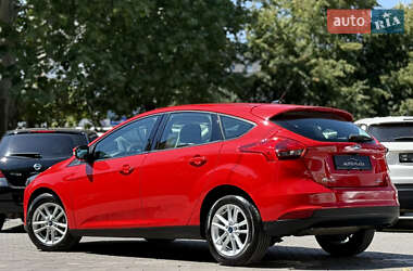 Хэтчбек Ford Focus 2016 в 