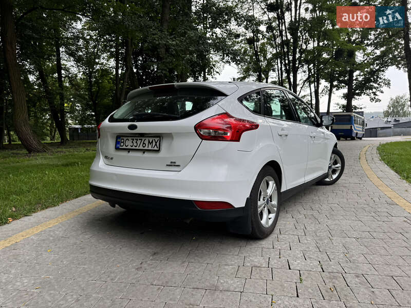 Хэтчбек Ford Focus 2015 в Львове