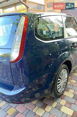 Универсал Ford Focus 2010 в 