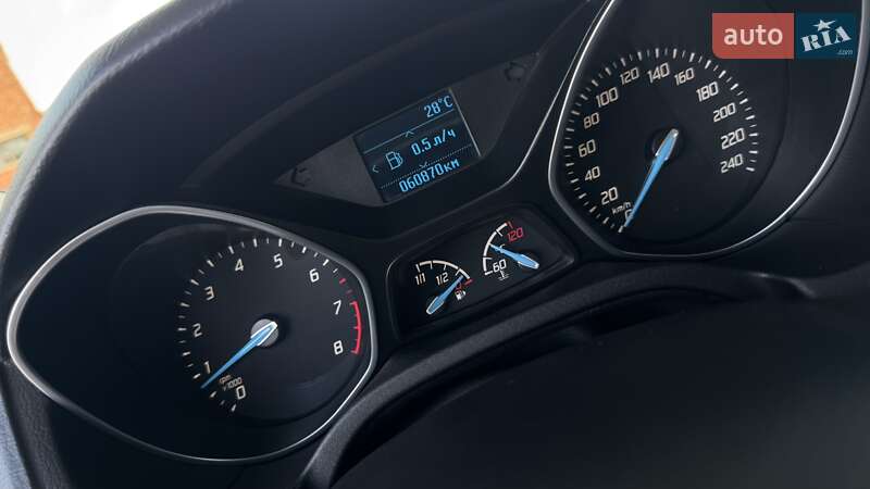 Седан Ford Focus 2013 в Миргороді