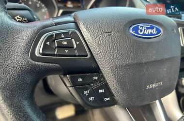 Седан Ford Focus 2016 в 