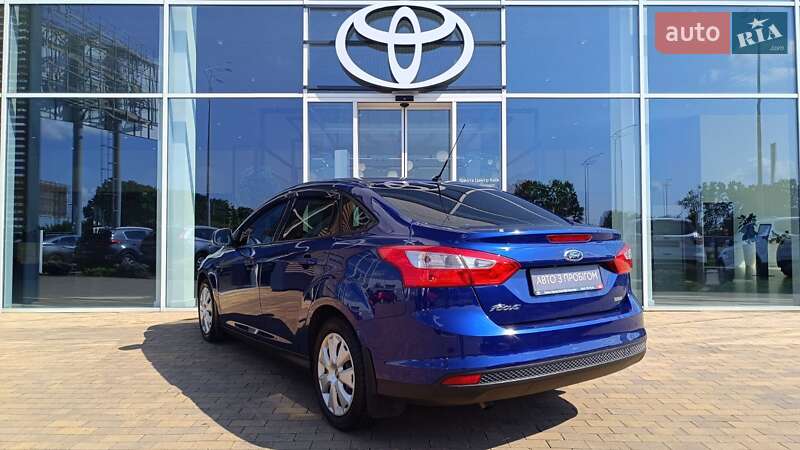 Седан Ford Focus 2014 в Киеве