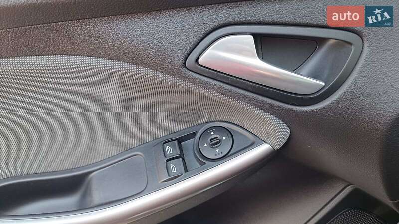 Седан Ford Focus 2014 в Киеве