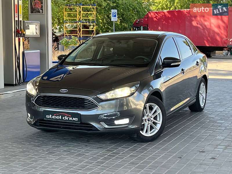 Седан Ford Focus 2016 в Николаеве