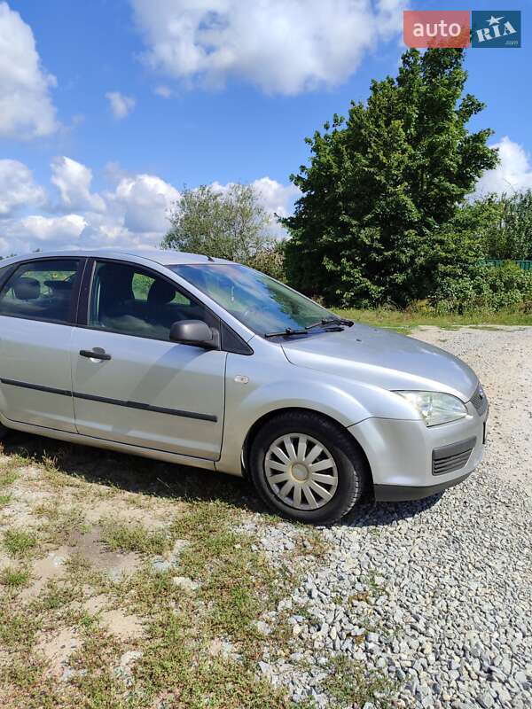 Хэтчбек Ford Focus 2005 в Житомире