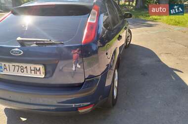 Хэтчбек Ford Focus 2007 в 