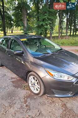 Седан Ford Focus 2015 в 