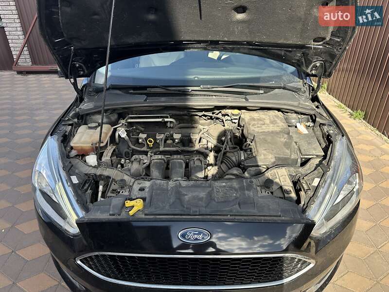 Хэтчбек Ford Focus 2015 в Киеве