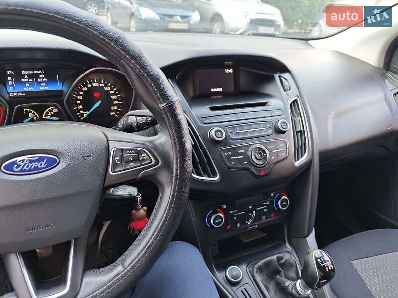 Хэтчбек Ford Focus 2017 в Киеве