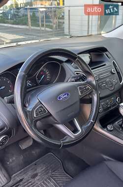 Хэтчбек Ford Focus 2017 в 