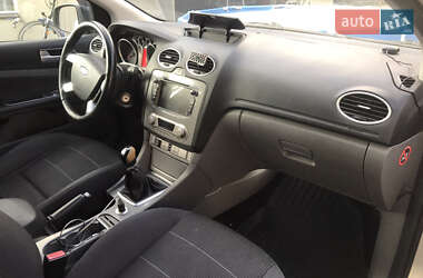 Универсал Ford Focus 2009 в 