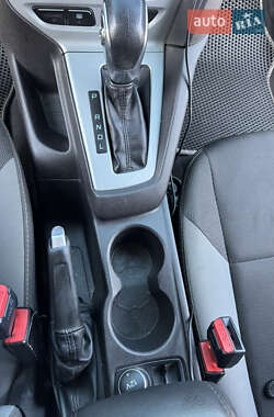Хэтчбек Ford Focus 2013 в 