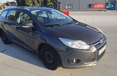 Универсал Ford Focus 2012 в 
