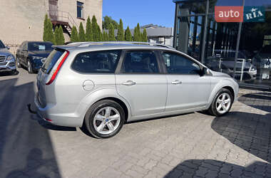 Универсал Ford Focus 2010 в 