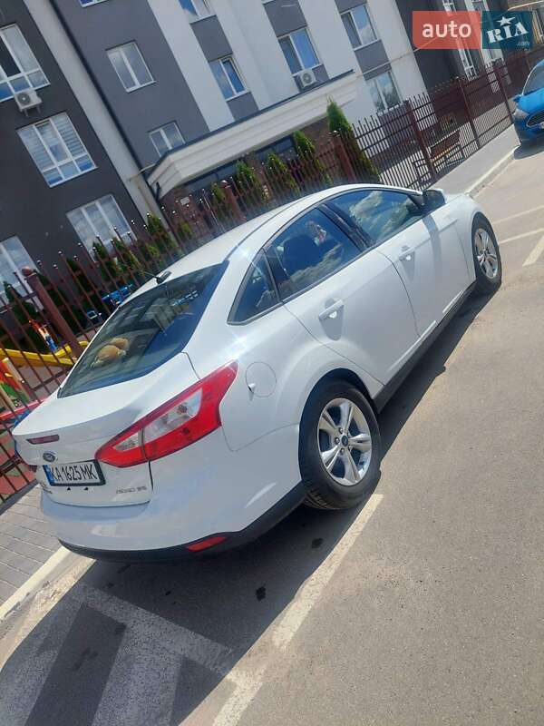 Седан Ford Focus 2013 в Ирпене